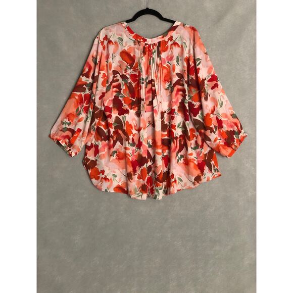 NYDJ Women's 1X Pin Tuck Floral Blouse in Utopia NEW - Picture 6 of 9